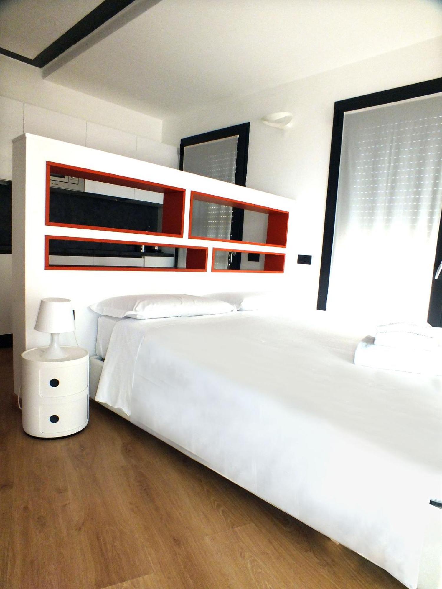 Bb Isola Aparthotel Mailand