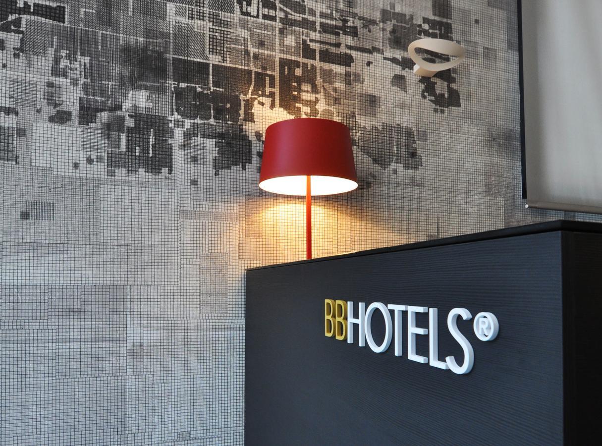 Bb Isola Aparthotel Mailand